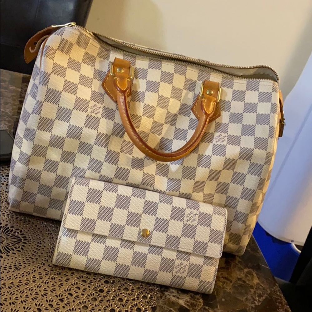 Louis Vuitton Speedy 30